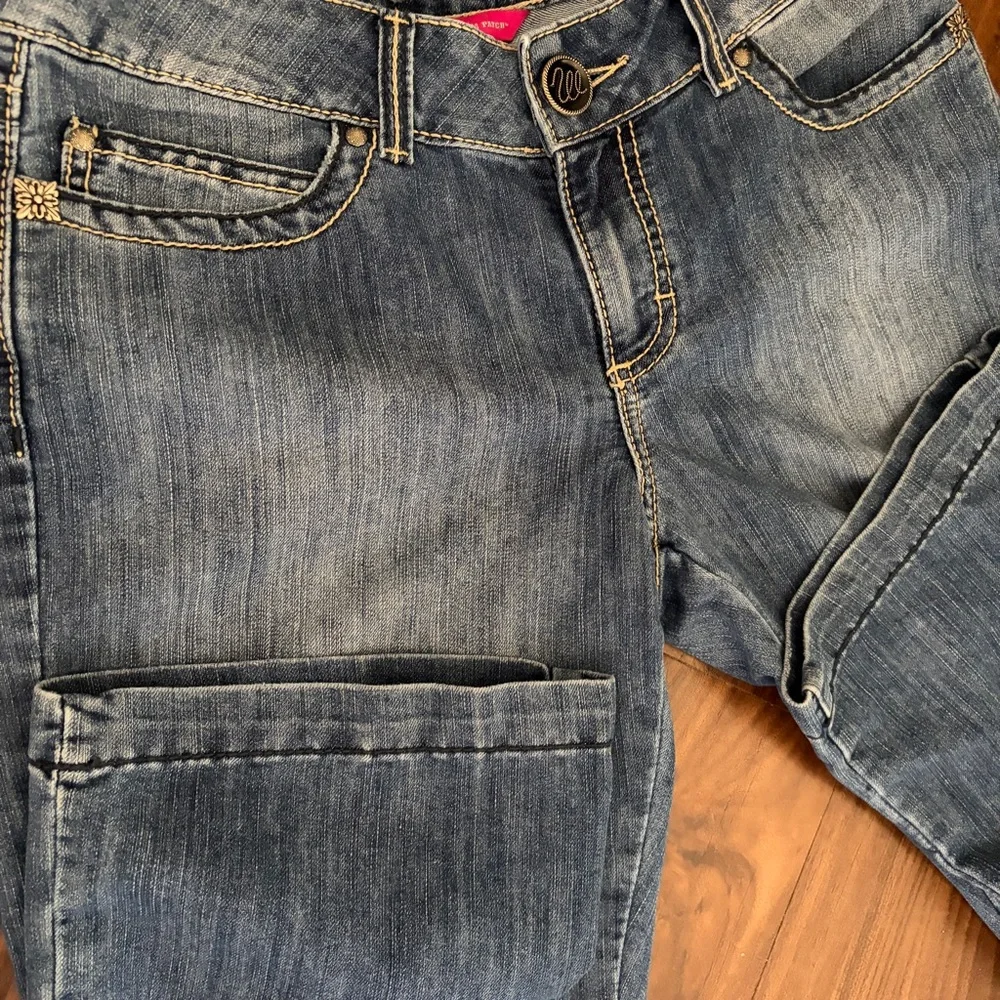 Wrangler low rise medium wash denim jeans - Picture 10 of 12